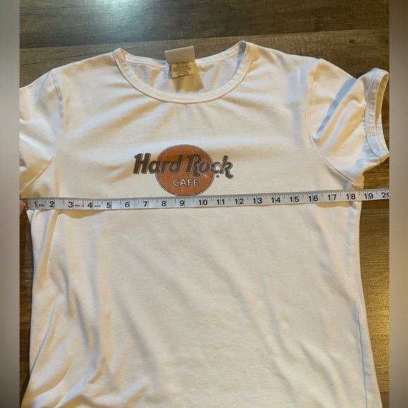 Vintage Authentic Hard Rock Cropped T-Shirt - Picture 6 of 8